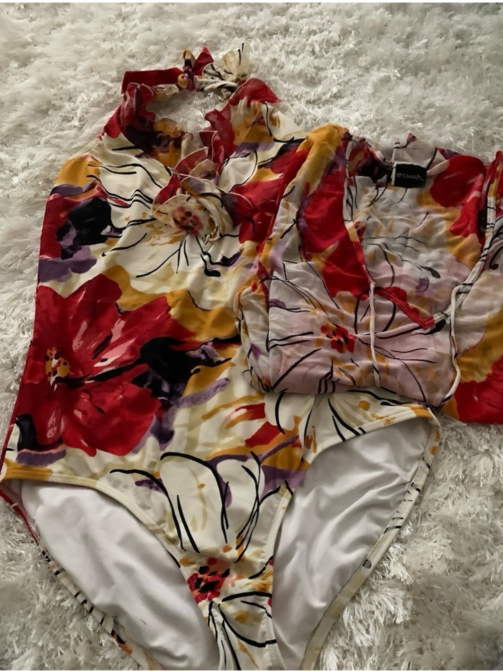 Be creative One-Piece Swimsuit with matching cover up